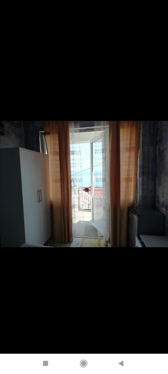 Geno Guest House ควาเรียที ภายนอก รูปภาพ
