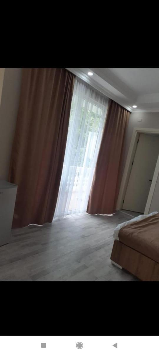 Geno Guest House ควาเรียที ภายนอก รูปภาพ
